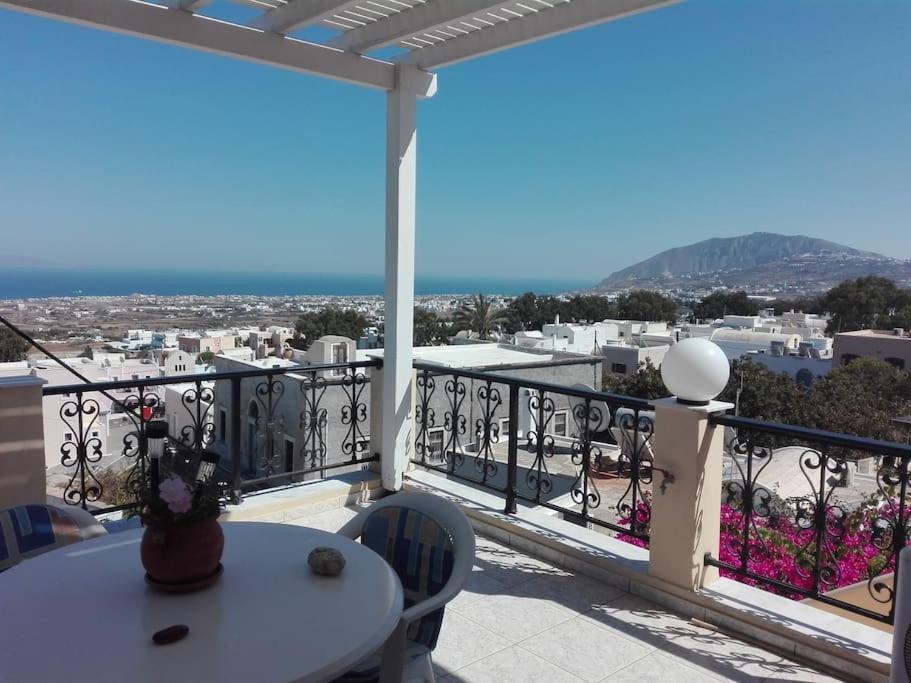Pan Family House Apartment Fira  Exterior photo